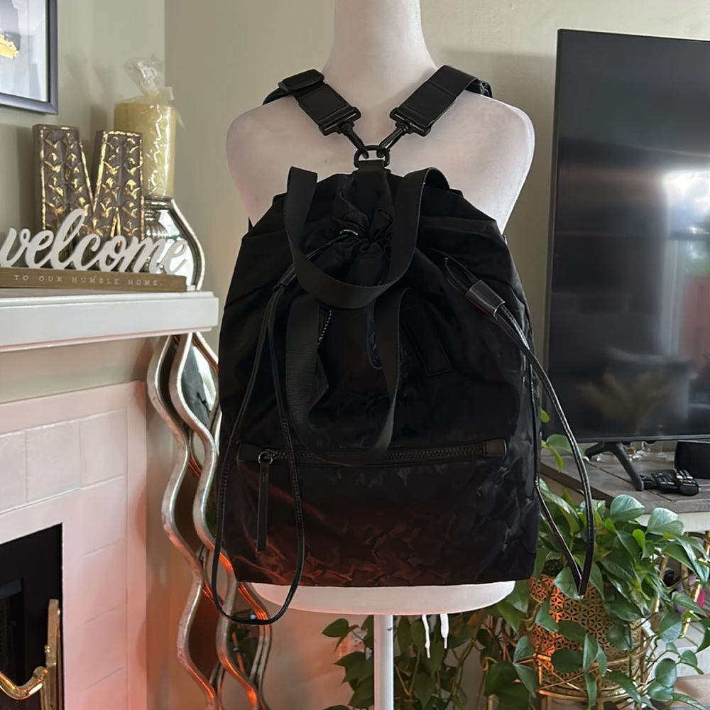 ZYIA Stylish Black Backpack
